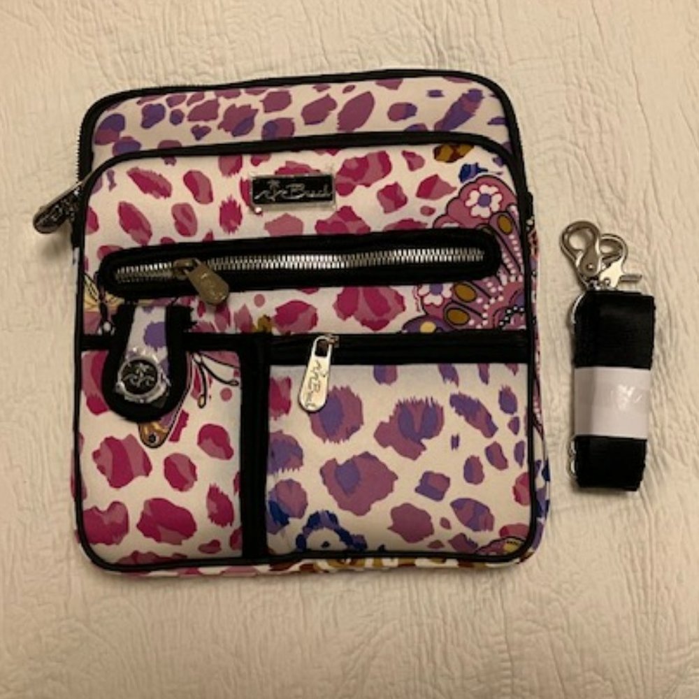 Monterey Beach Traveler Crossbody Bag NWT